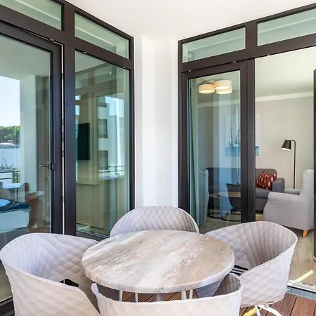 Godewindpark Deluxe-suite 1-15 * Lubeck